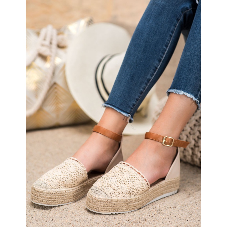 SHELOVET Modische Espadrilles mit Spitze beige 2