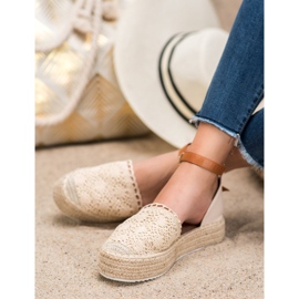 SHELOVET Modische Espadrilles mit Spitze beige 1