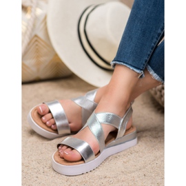 SHELOVET Silberne Sandalen mit Gummizug grau 2