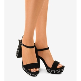 Schwarze Sandalen auf einem Post-Wildleder 99435-4 1