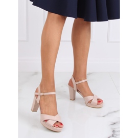 Beige Sandalen mit hohen Absätzen WD99P Beige 2