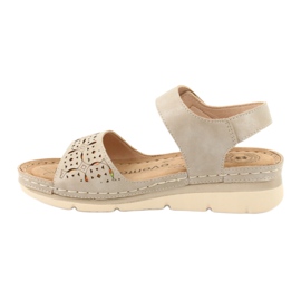 Evento Bequeme beige Sandalen 20SD98-1601 1