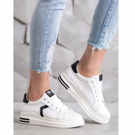 SHELOVET Sportschuhe aus Öko-Leder weiß 2