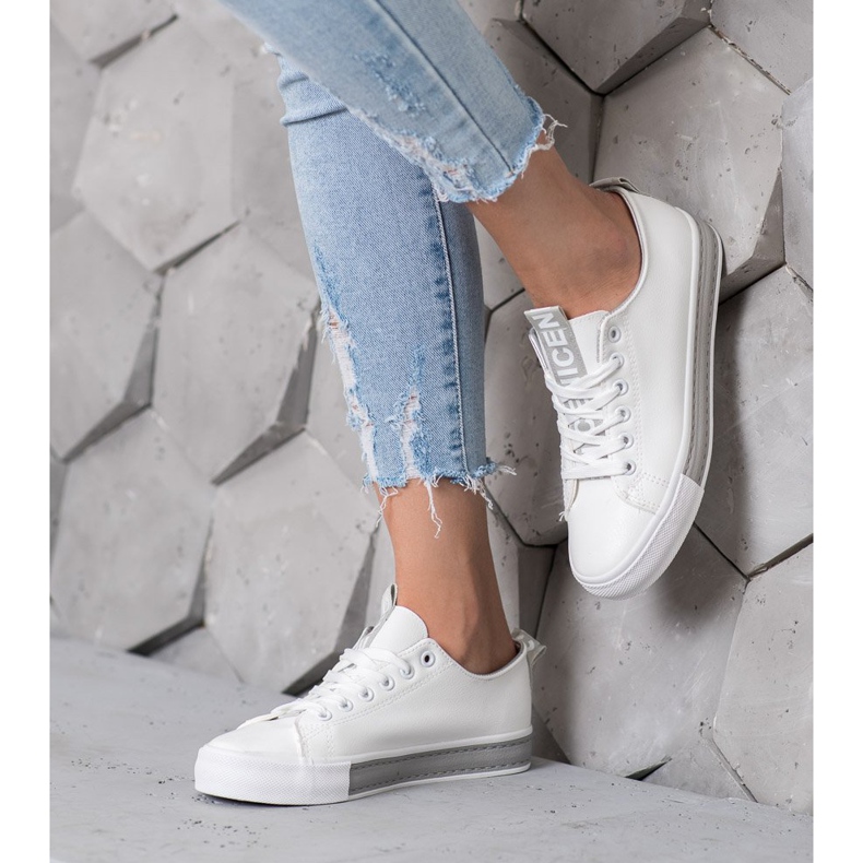 SHELOVET Sneakers mit Öko-Leder Nice weiß 1