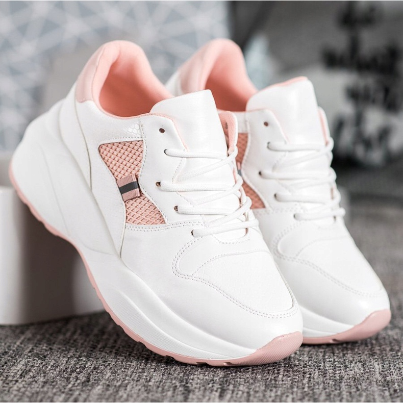 Weide Hellweiße Turnschuhe 2