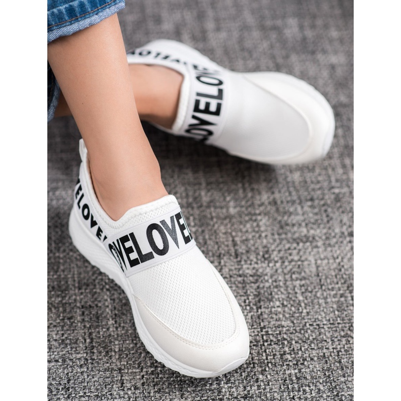 Weide Weiße Slipony Liebe 1