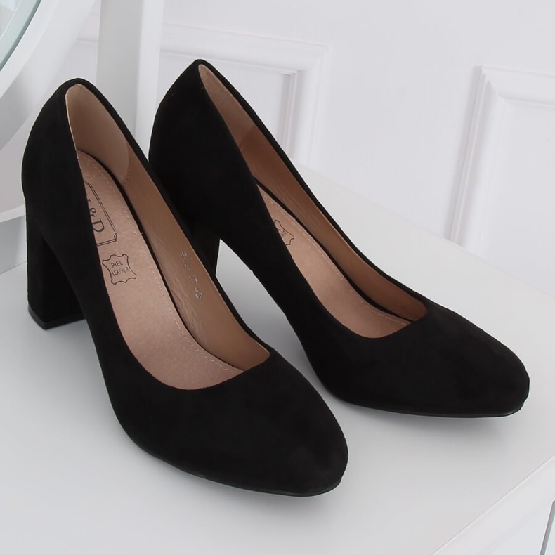 Pumps am Pfosten schwarz E08-10 Schwarz 1