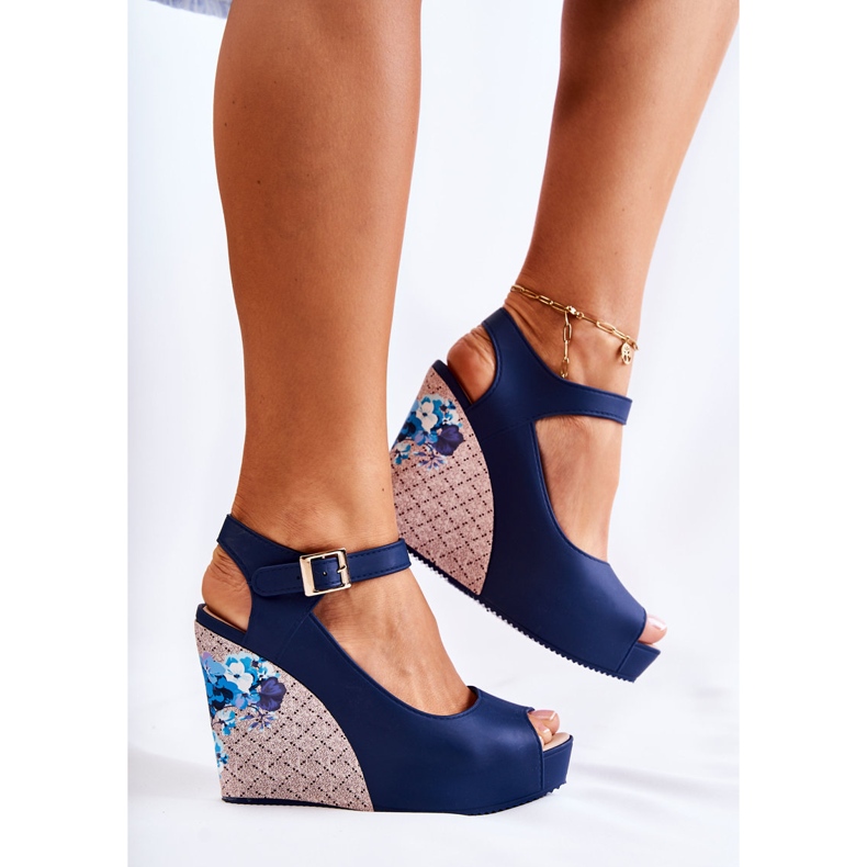 HV Marineblaue Sandalen für Damen auf dem Nemesis Wedge navy blau 1