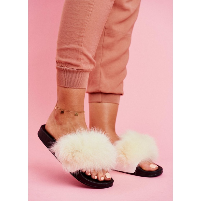 SEA Damen Hausschuhe mit Fell Weiß Belmondo schwarz 1