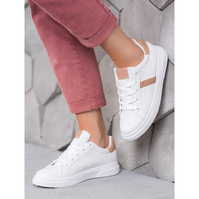 SHELOVET Sportschuhe mit Glitzer weiß 2