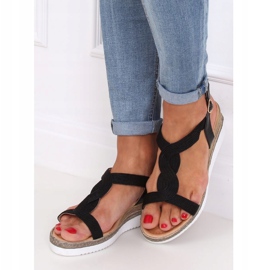 Schwarze Sandalen auf einem schwarzen Keil L6629 Schwarz 2