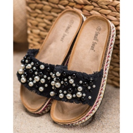 Small Swan Hausschuhe auf der Plattform mit Perlen schwarz 1