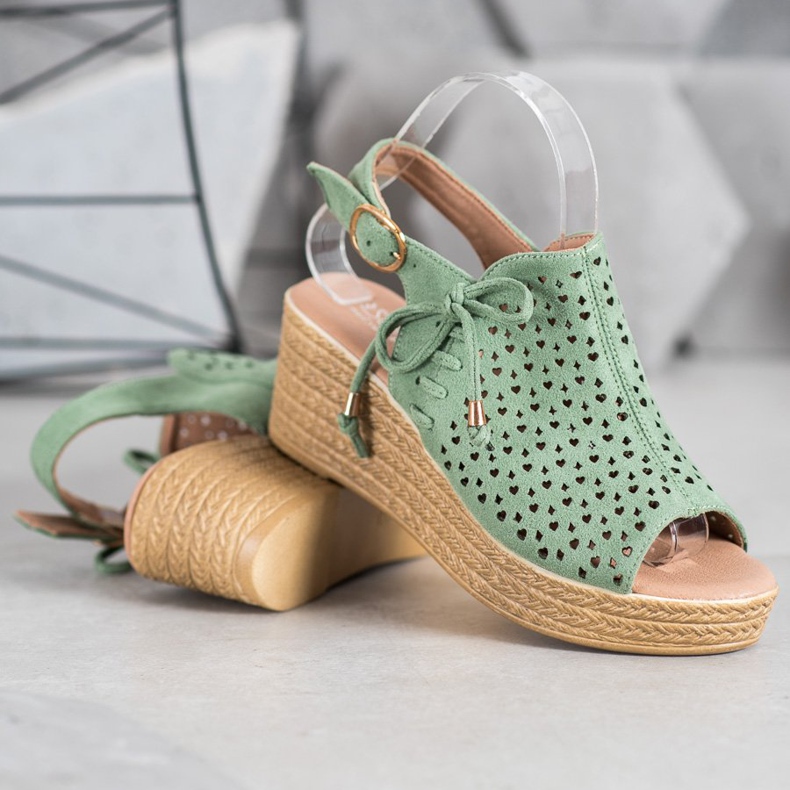 Small Swan Bequeme durchbrochene Sandalen grün 1