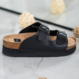 SHELOVET Schwarze Hausschuhe auf der Plattform 1