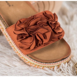 Small Swan Wildlederhausschuhe mit Ornamenten mehrfarbig orange 1