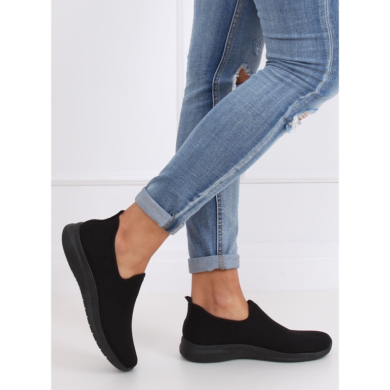 Schwarze Sportschuhe 7079 Schwarz 1