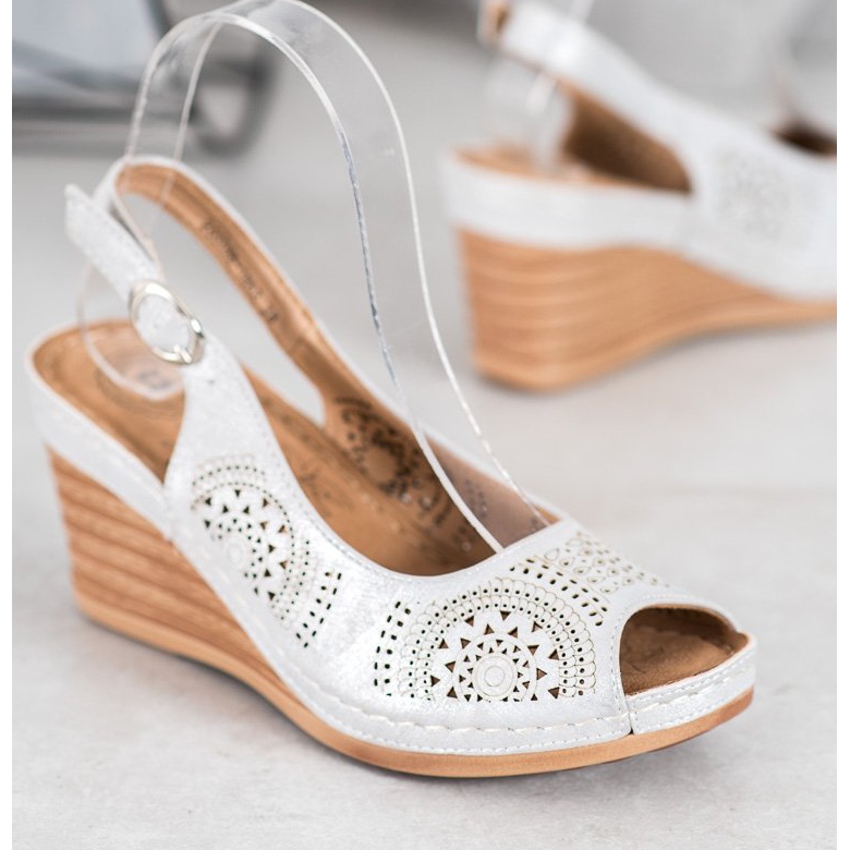 Evento Durchbrochene Sandalen mit Öko-Leder grau 1