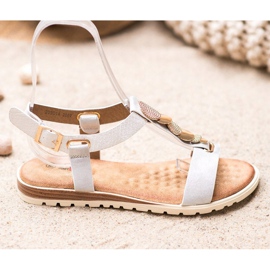 Evento Weiße Sandalen mit Ornamenten 2