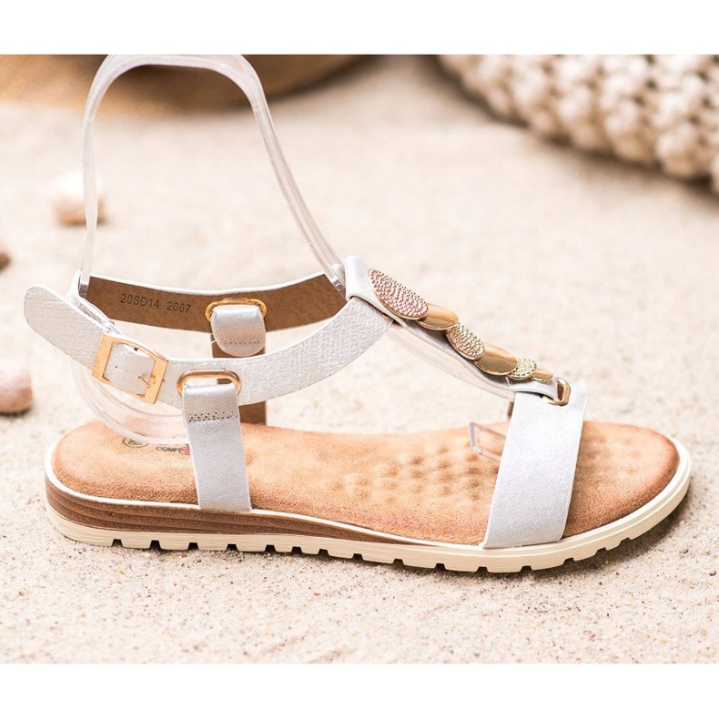 Evento Weiße Sandalen mit Ornamenten 2