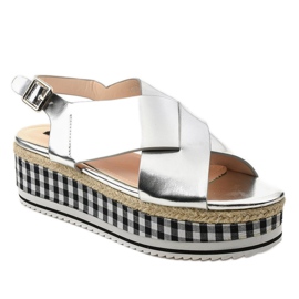 Silberne Sandalen auf der Plattform 1507-40 grau 1