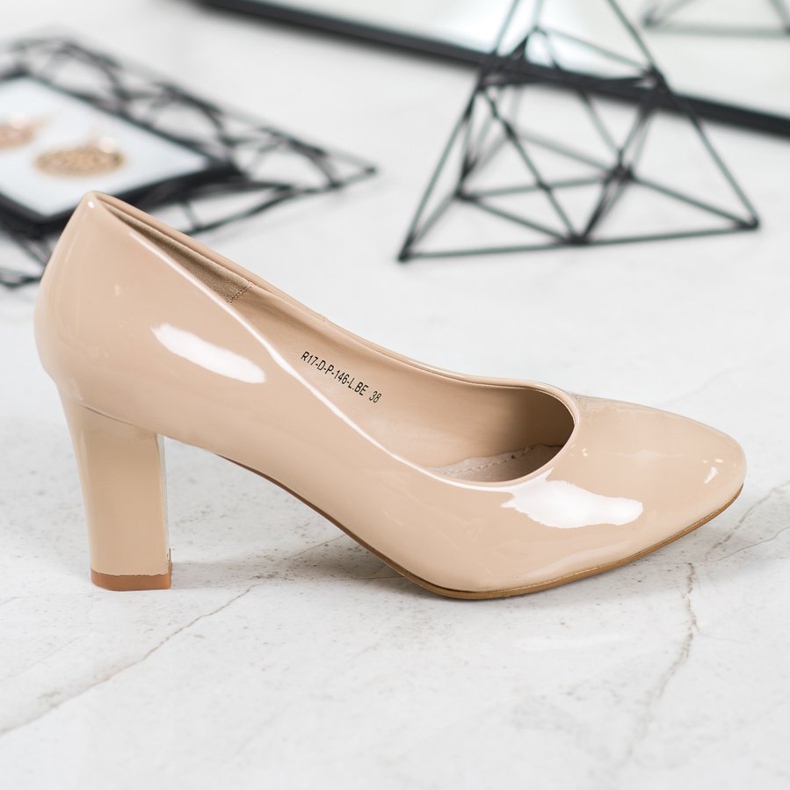 SHELOVET Beige Pumps 2