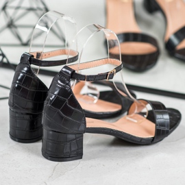 Small Swan Bequeme Sandalen auf niedrigem Pfosten schwarz 2