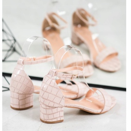 Small Swan Bequeme Sandalen auf niedrigem Pfosten beige 1