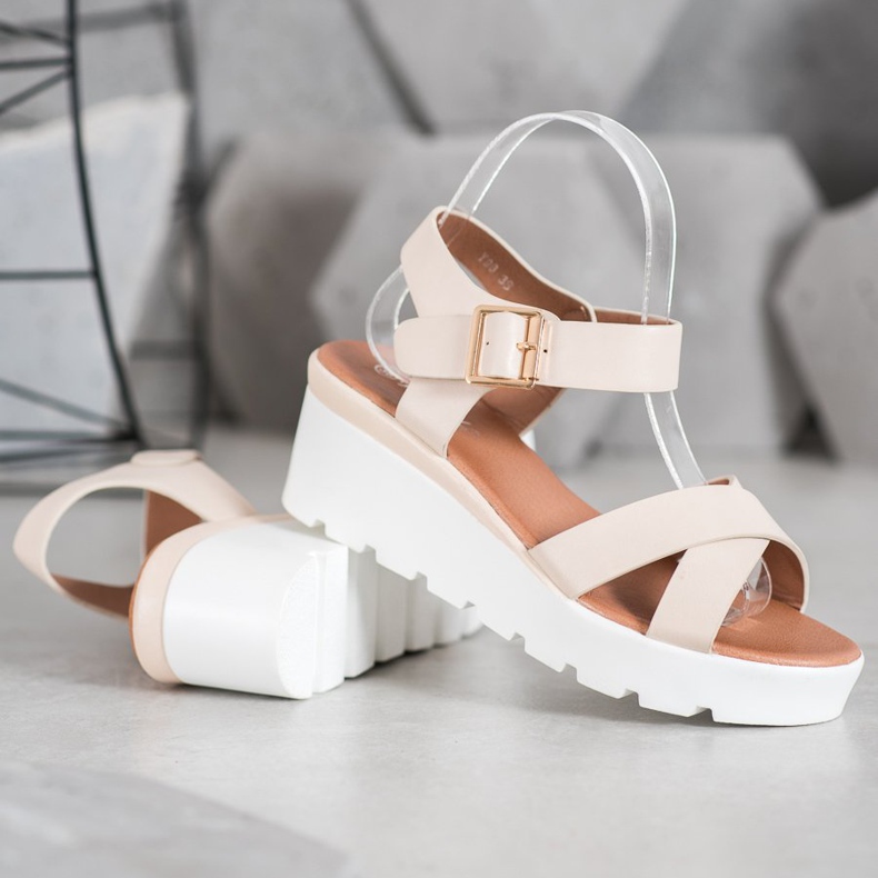 Weide Modische Sandalen braun 1