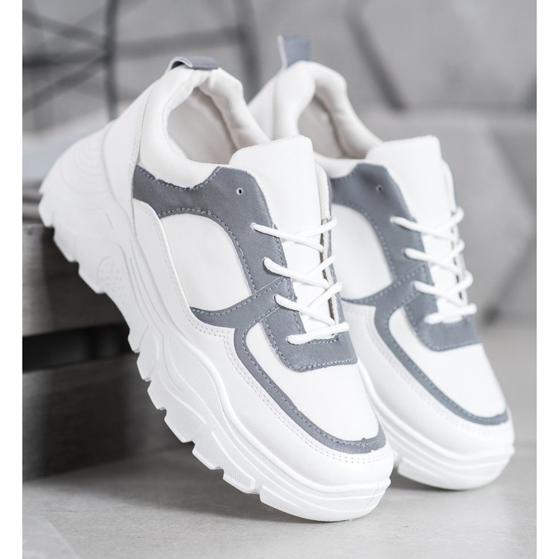 SHELOVET Modische Sneakers mit Schnürung weiß 1