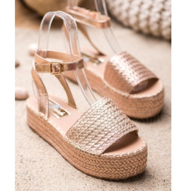 Weide Espadrilles-Sandalen auf der Plattform golden 1