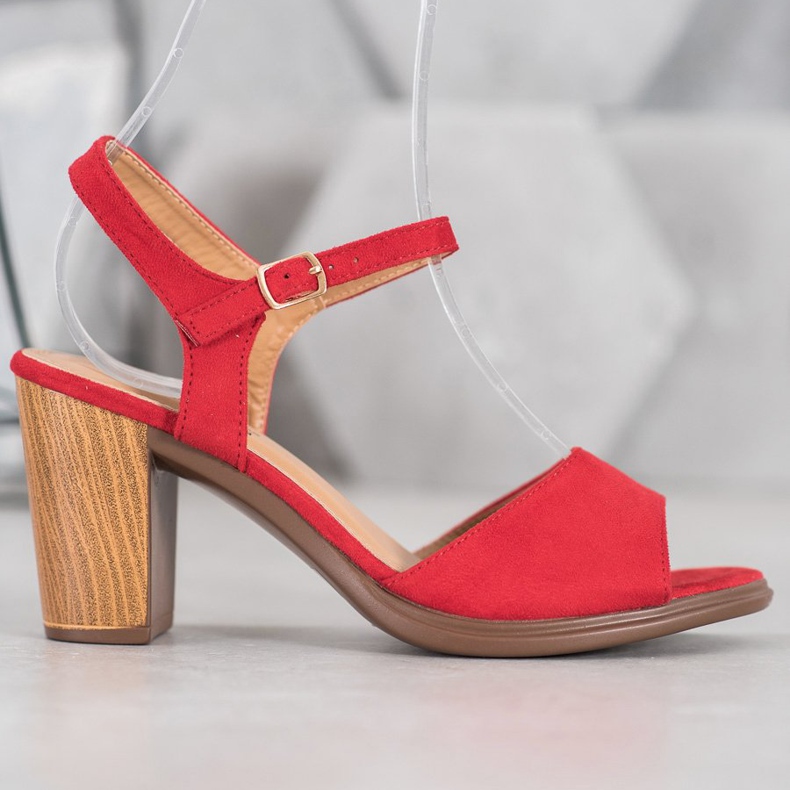 SHELOVET Rote Wildledersandalen 2