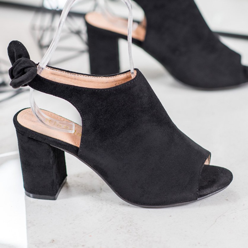 SHELOVET Hochhackige Sandalen schwarz 1