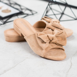 SHELOVET Beige Flip-Flops auf flachem Absatz 1