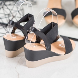 Clowse Leichte Sandalen zum Hineinschlüpfen schwarz 1