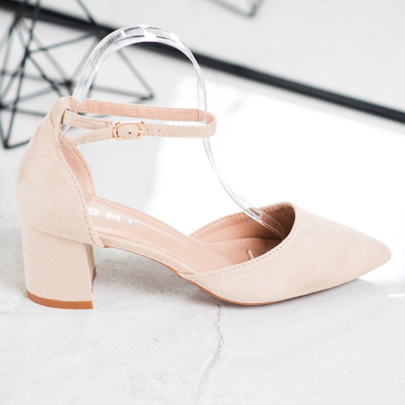 SHELOVET Klassische Pumps mit Schnalle braun 2