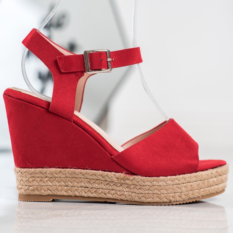 Clowse Rote Sandalen auf einem hohen Absatz 2