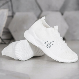 MCKEYLOR durchbrochene Schuhe weiß 2