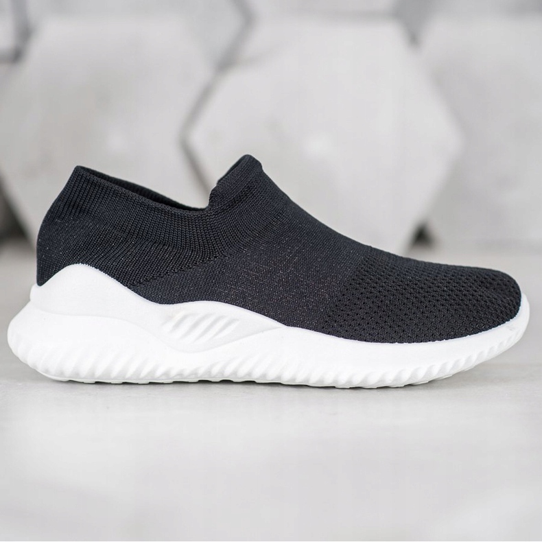 MCKEYLOR Sport-Slipper schwarz 1