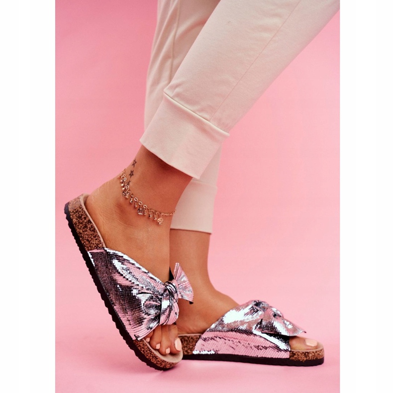 EVE Damenhausschuhe mit einer großen silbernen Lovely Time Schleife grau 2