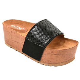 Schwarze Hausschuhe auf der Plattform 77-99 1