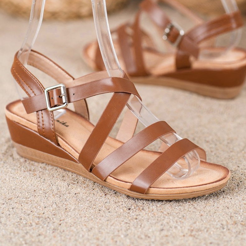 Mannika Lässige Keilschuhe braun 2