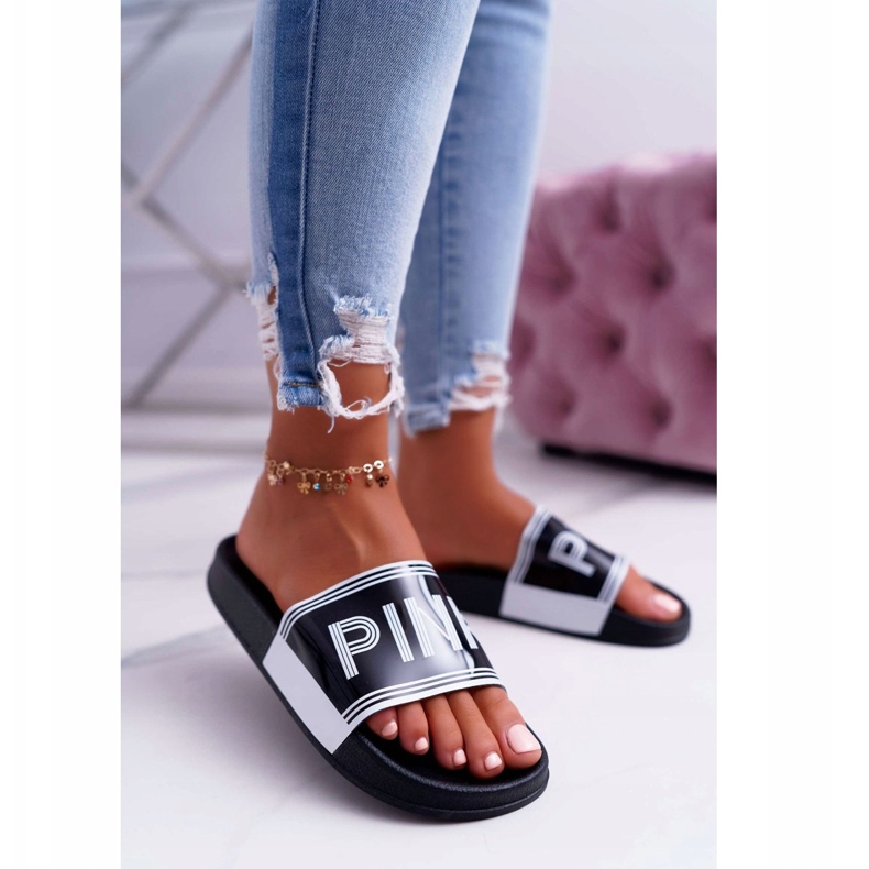 Vrita Schwarz Damen Hausschuhe 1