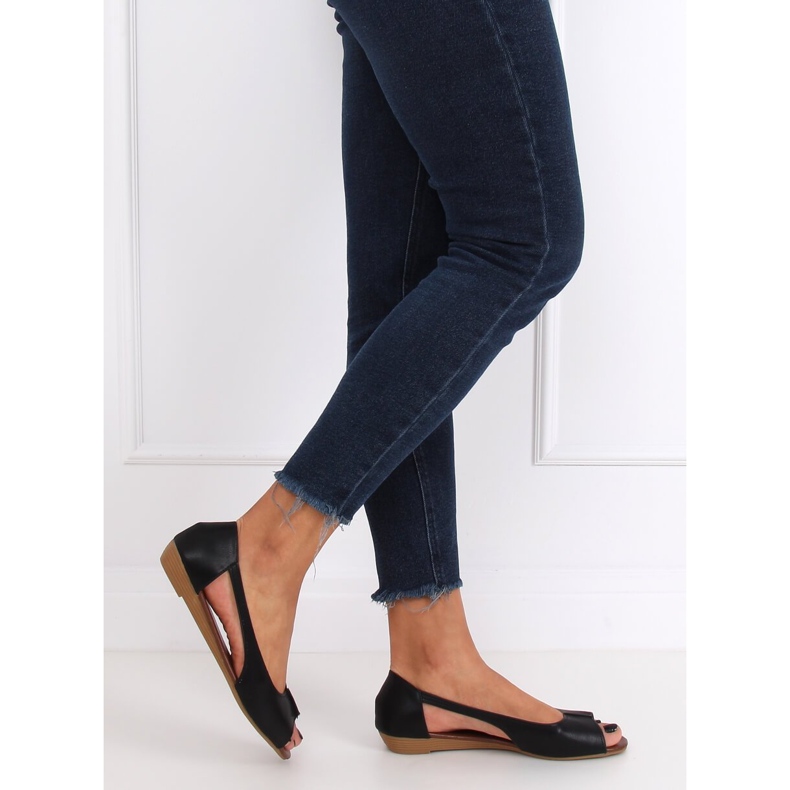 Schwarz NH-23P Schwarze Ballerinas freigelegt 2