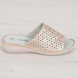 J. Star Leichte bequeme Hausschuhe golden 2