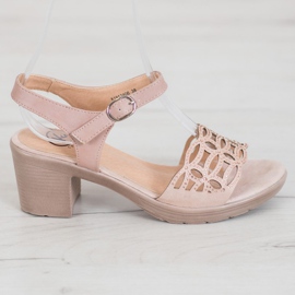 Kylie Bequeme Sandalen an einem dicken Pfosten braun 2