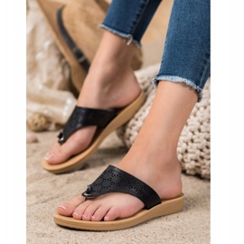 Kylie Hausschuhe mit durchbrochenem Muster schwarz 1