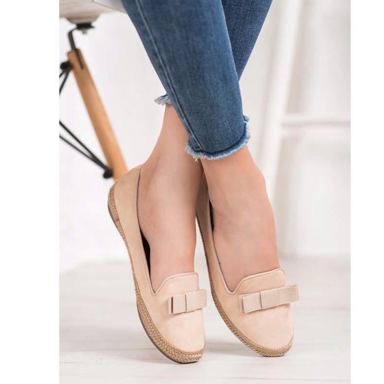 Klassische Lords mit einem VINCEZA-Bogen beige 2