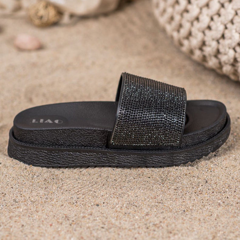 SHELOVET Hausschuhe auf einer hohen Plattform schwarz 2