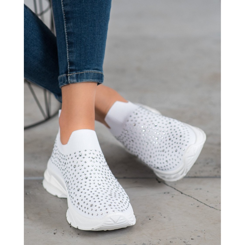 Renda Weiße Sneaker mit Kristallen 1