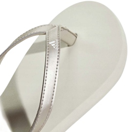 Adidas Eezay Flip Flop F35034 Hausschuhe mehrfarbig 2